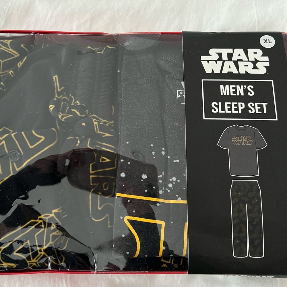 Mens 2 piece Star Wars PJs